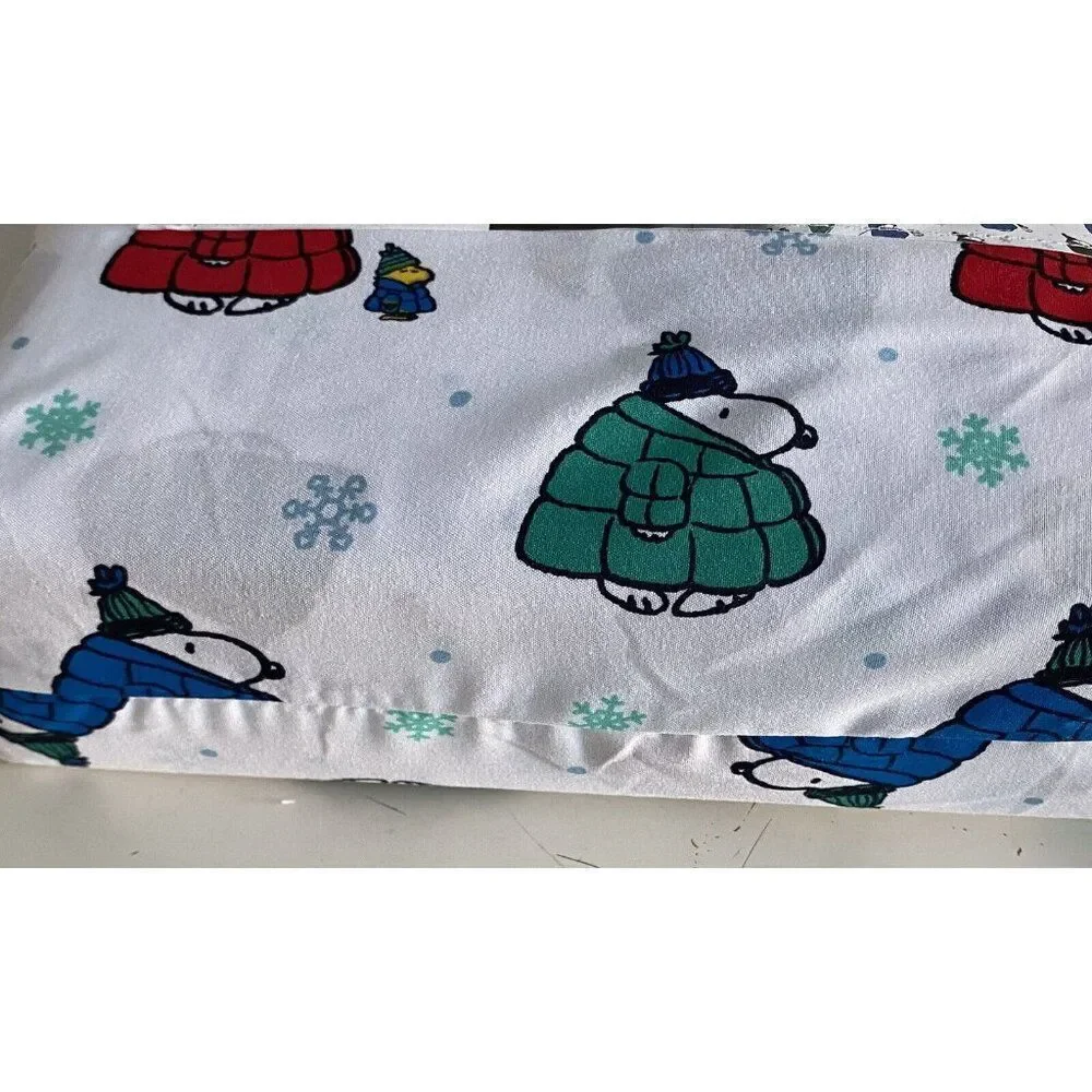 Peanuts Snoopy Puffy Puffer Coat Jacket Sheet Set QUEEN SIZE Multicolor Soft NEW